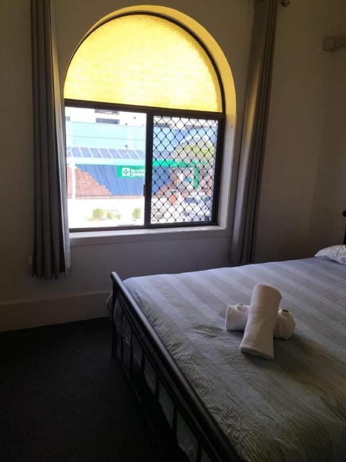 באלינה Australian Hotel מראה חיצוני תמונה